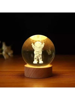 Renkli Astronot Temalı Ahşap ve Cam Küre, 6cm Cam, 2cm Ahşap, Işıklı Dekorasyon Parças