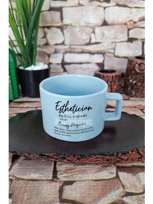Esthetician Noun Baskılı Estetisyen Güzellik Uzmanı Kare Kulplu Fincan Mavi Kupa Bardak