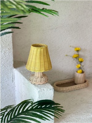 Şık Sarı Rattan ve Bambu Masa Üstü Kablosuz Pilli Abajur Altı
