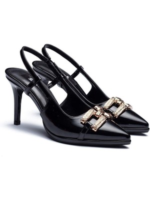 6210 Kadın Önü Kapalı Platform Tokalı Ayakkabı