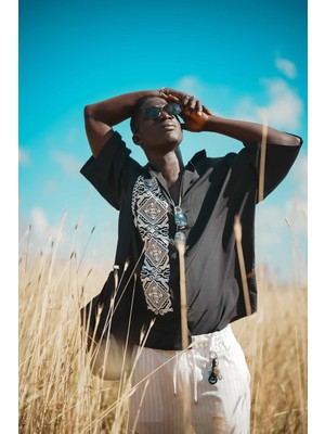 Erkek Nakış Desenli Kısa Kollu Süper Oversize Gömlek Siyah