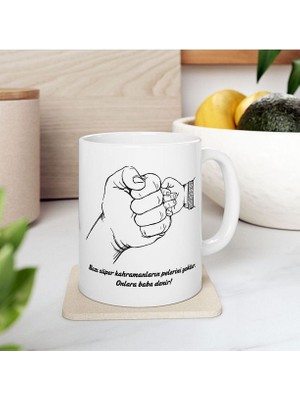 Süper Kahraman Baba 1 Babalar Günü - Doğum Günü Hediyesi - Hediye Porselen Kupa Bardak