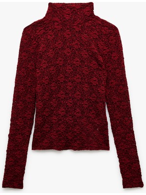 Koton Slim Fit Uzun Kollu Dik Yaka Floral Dokulu Dantelli Bluz