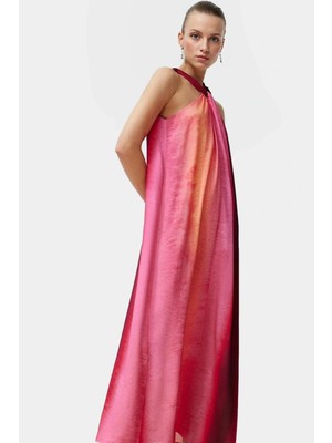 Yazlık Desenli Viskoz Maxi Elbise Rahat ve Şık Modern Stil