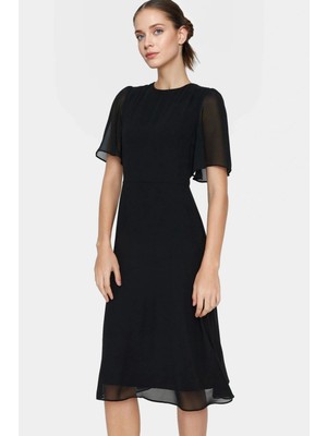 Yazlık Midi Elbise A Line Kesim Şifon Kumaş Melek Kol  Polyester Kaliteli Işçilik Seçkin Malzeme