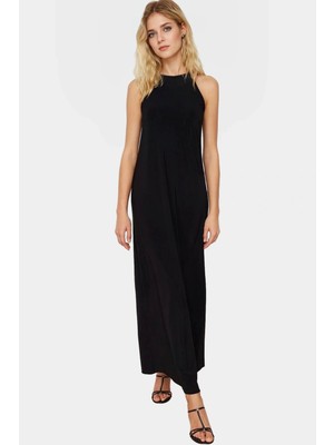 Halter Yaka Maxi Elbise Örme Kumaş Çiçekli Desen Rahat Kalıp Konforlu Kesim ve Şık