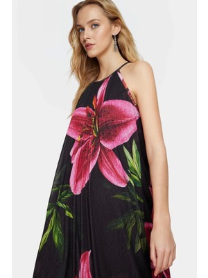 Yazlık Kadın Elbisesi Maxi Boy A Line Çiçek Desenli Polyester Kumaş Konforlu Kesim Modern Stil