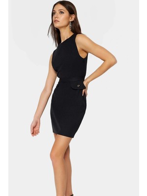 88 Polyester 12 Elastan Mini Elbise Şık Bodycon Kesim Bisiklet Yaka Cepsiz Tasarım