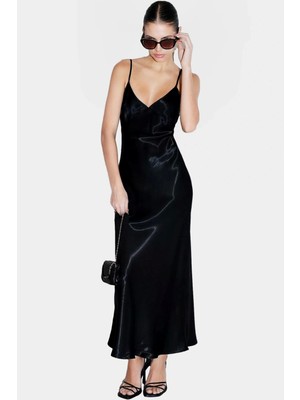 Zarif V Yaka Saten Maxi Elbise Dokuma Kumaş Düz Kesim Yazlık Mükemmel Uyum Profesyonel Görünüm