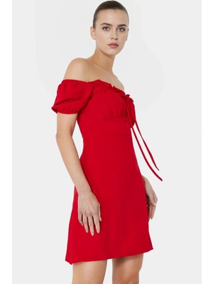 A Line Mini Elbise Krep Kumaş Balon Kollu Rahat Kalıp Şık Görünüm Kaliteli Işçilik
