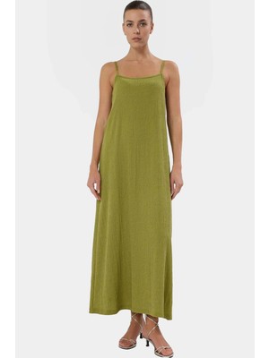 Yazlık Midi Elbise Ince Askılı Shift Kalıp Rahat ve Şık Özel Tasarım Konforlu Kesim