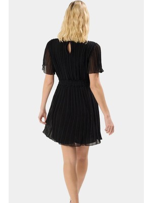 Şifon Dokuma Piliseli Mini Elbise Skater Kalıp Kısa Kollu Rahat Yazlık Özel Tasarım Kaliteli Işçilik