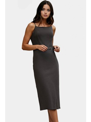 Şık ve Rahat Örme Midi Elbise Günlük Casual Stil Mükemmel Uyum Profesyonel Görünüm Premium Kalite