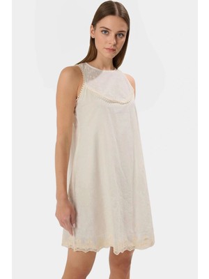 Pamuklu A Line Mini Elbise Dantel Detaylı Yazlık Rahat Günlük Kullanım Profesyonel Görünüm