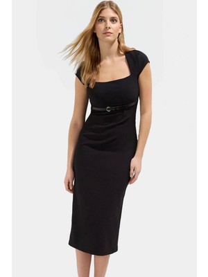 Yazlık Midi Elbise Kemerli Kare Yaka Vücudu Saran Rahat Dokuma Modern Stil Dayanıklı Malzeme