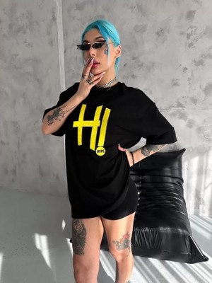 Tiana Unisex Nakış Işlemeli T-Shirt - Siyah