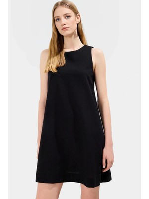 Rahat Geniş Kesim Mini Elbise Keten Görünümlü Yazlık Seçkin Malzeme Profesyonel Görünüm