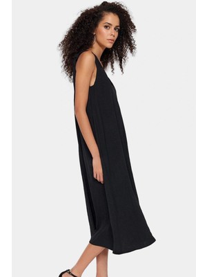 Rahat Kesim Kolsuz V Yaka Midi Elbise Polyester Dokuma Kumaş Premium Kalite