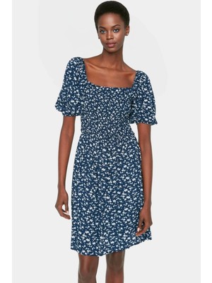 Rahat Viskoz Mini Elbise Çiçekli Desen Skater Kalıp Kısa Kollu Şık Görünüm Zarifane Tasarım