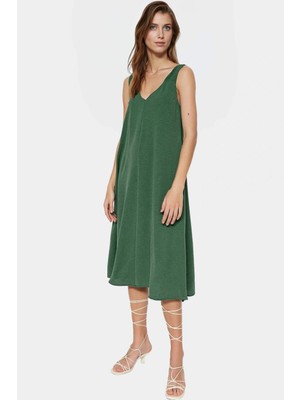 Rahat Kesim Kolsuz V Yaka Midi Elbise Polyester Dokuma Kumaş Premium Kalite