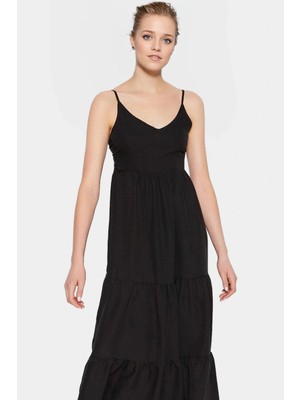 Kolsuz Maxi Elbise Skater Kalıp Lilyum Dokuma Günlük Kullanım Modern Stil Şık Görünüm