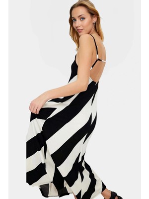 Maxi Elbise A Line Kalıp Ince Askılı Örme Kumaş Günlük Yazlık Seçkin Malzeme Özenle Seçilmiş