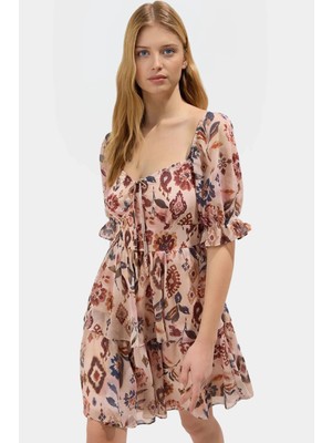 Çiçekli Mini Elbise Astarlı Kısa Kol Dokuma Yazlık Özenle Seçilmiş Mükemmel Uyum