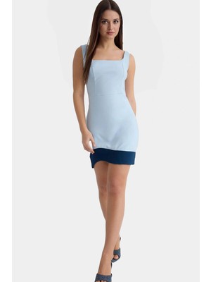 Bodycon Mini Elbise Kare Yaka Polyester Elastan Yazlık Kısa Seçkin Malzeme Profesyonel Görünüm