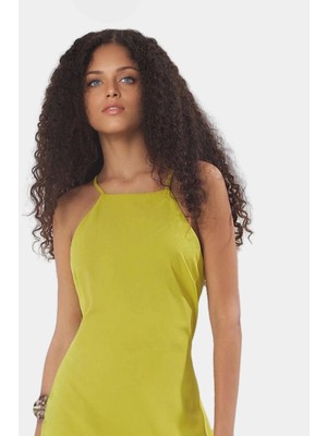 Yazlık A Line Maxi Elbise Mat Saten Dokuma Polyester Halter Yaka Profesyonel Görünüm