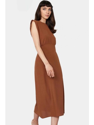 Yazlık Kadın Elbise Rahat Şık A Kesim Midi Model Polyester Kumaş Mükemmel Uyum Yüksek Kalite