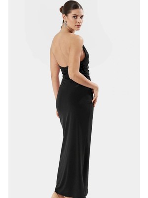 Vücuda Oturan Maxi Elbise Yazlık Örme Kumaş Zarifane Tasarım Modern Stil Profesyonel Görünüm