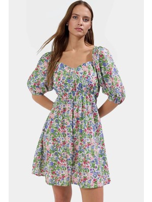 Çiçekli Desenli Mini Elbise Hafif Dokuma Polyester Yazlık Günlük Yüksek Kalite Trend Tasarım