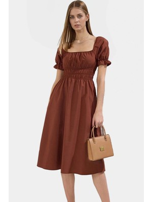 Kadın Yazlık Pamuklu Skater Elbise Kare Yaka Kısa Kollu Rahat Günlük ve Şık Kaliteli Işçilik