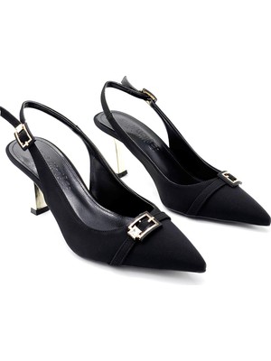 Kindep Areka Burnu Kapalı Topuklu Kadın Ayakkabı Siyah