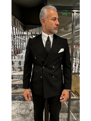 Kruvaze Takım Elbise