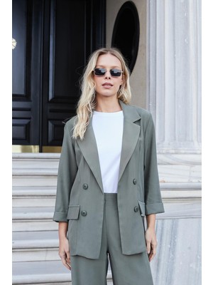 Kadın Ipeksi Dokulu Modal Kumaş Yakalı Cep Kapaklı Oversize Salaş Blazer Ceket-Haki