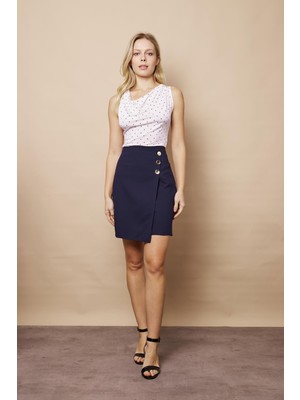 Kadın Arkadan Fermuarlı Düğme Detaylı Hafif Likralı Kumaş Diz Üstü Kalem Etek-Lacivert