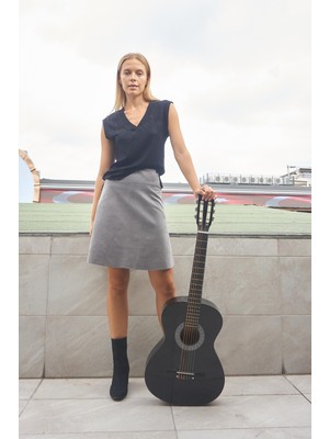 Hafif Likralı Süet Kumaş Yüksek Bel Diz Üstü Kısa Kiloş Etek-Gri