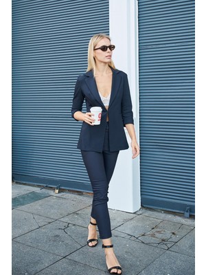 Yüksek Bel Kalın Kemerli Cepli Dar Paça Bilek Boy Pamuklu Likralı Kumaş Pantolon-Lacivert