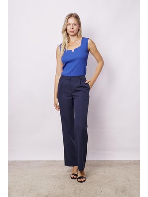 Kadın Yüksek Bel Pileli Yan Cepli Rahat Kesim Palazzo Pantolon-Lacivert