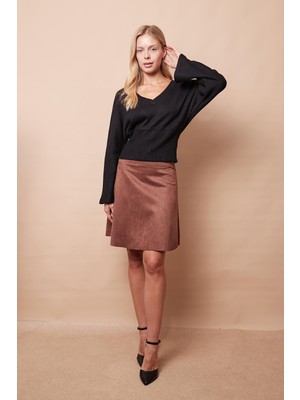 Hafif Likralı Süet Kumaş Yüksek Bel Diz Üstü Kısa Kiloş Etek-Vizon