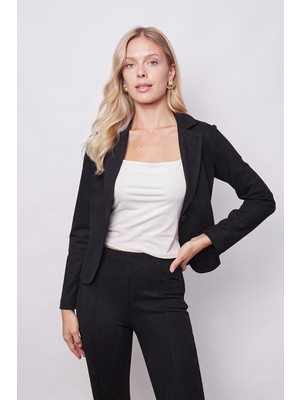 Kadın Kadife Likralı Yumuşak Dokulu Flato Cepli Uzun Kol Düğmeli Blazer Mono Ceket-Siyah