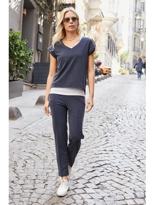 Kadın Modal Ipeksi Likralı Kumaş Yüksek Bel Önden Dikişli Cepli Dar Paça Pantolon-Lacivert