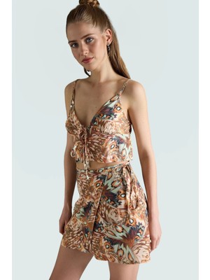 Şık Soyut Desenli Yazlık Bluz Etek Takım Rahat Kesim Polyester Kumaş Modern Stil Yüksek Kalite