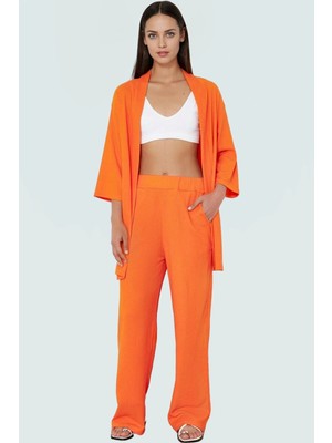 Yazlık Kadın Kimono Pantolon Takım Rahat Şık ve Çok Yönlü Trend Tasarım Modern Stil Görünüm