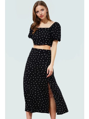 Viskoz Dokuma Puantiyeli Bluz Etek Takım Midi Boy Yırtmaçlı Uzun Ömürlü Dayanıklı Malzeme