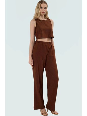 Yazlık Kadın Crop Bluz Pantolon Takımı Polyester Crinkle Dokuma Rahat Kullanım Modern Stil