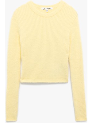 Koton Uzun Kollu Bisiklet Yaka Slim Fit Dokulu Triko Crop Kazak