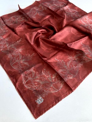 Levidor Tivil Saf Ipek Eşarp 48978 Kırmızı Karışık Desen