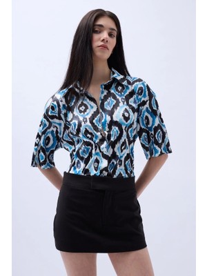 Desenli Saten Gömlek